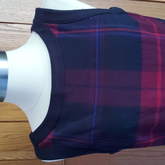 Sleeveless Tommy Hilfiger Dress - Picture 3 of 9